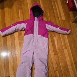 ***SOLD ***Columbia Kids - Snow Suite for girls, size S (8 years)